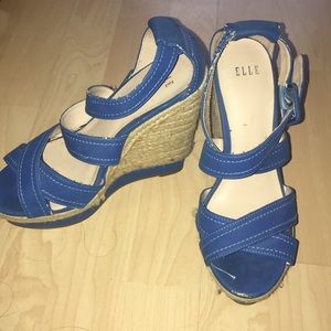 Blue wedges